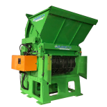 Předdrtič 132 kW/dopravník a magnet