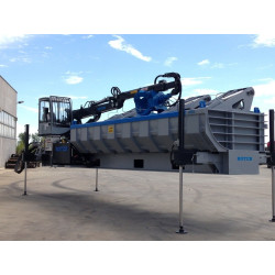 Lis (6 m box) s dieselovým motorem a dálkovým ovládáním