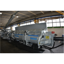 Dvouválcový lis (6m box) s diesel. motorem a dálkovým...