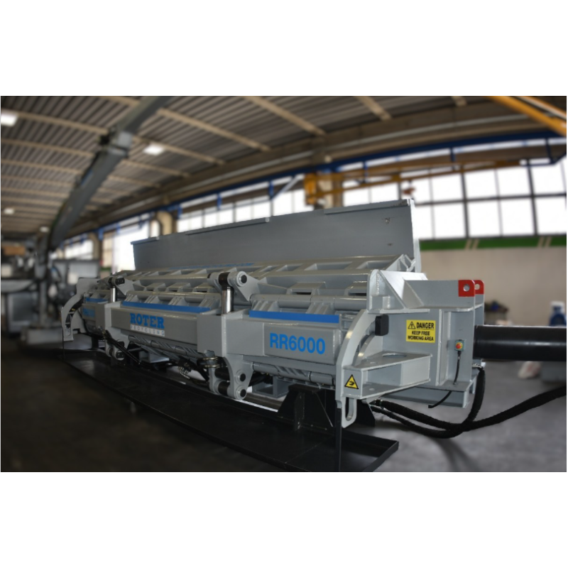 Dvouválcový lis (6m box) s diesel. motorem a dálkovým ovládáním