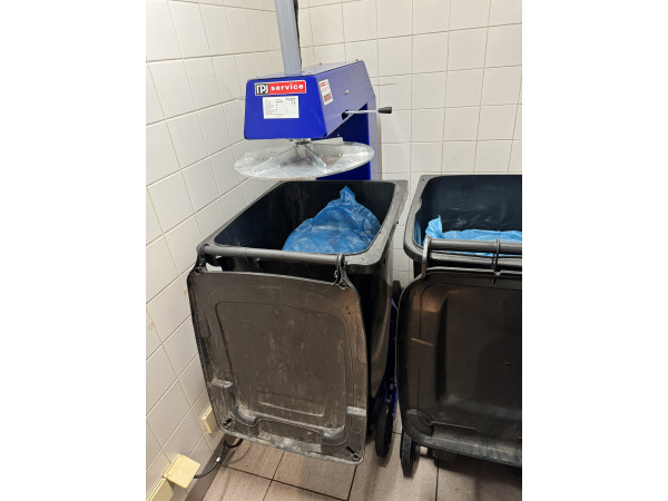 Lis do popelnice MT240 – Praha 1