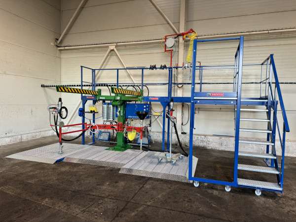 SEDA odsávací linka Single station, odsávání klimatizace, vyřezávačka skel, hořák na LPG - Moravský Krumlov