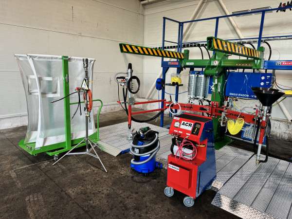 SEDA odsávací linka Single station, odsávání klimatizace, vyřezávačka skel, hořák na LPG - Moravský Krumlov