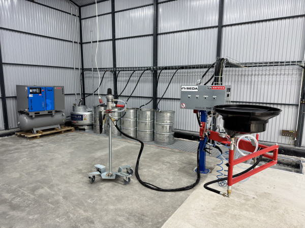 SEDA odsávací linka MODUL1, nádrž na benzín, kompresor – Kralupy nad Vltavou